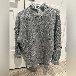 ❗️American Eagle Oversized Mockneck Sweater